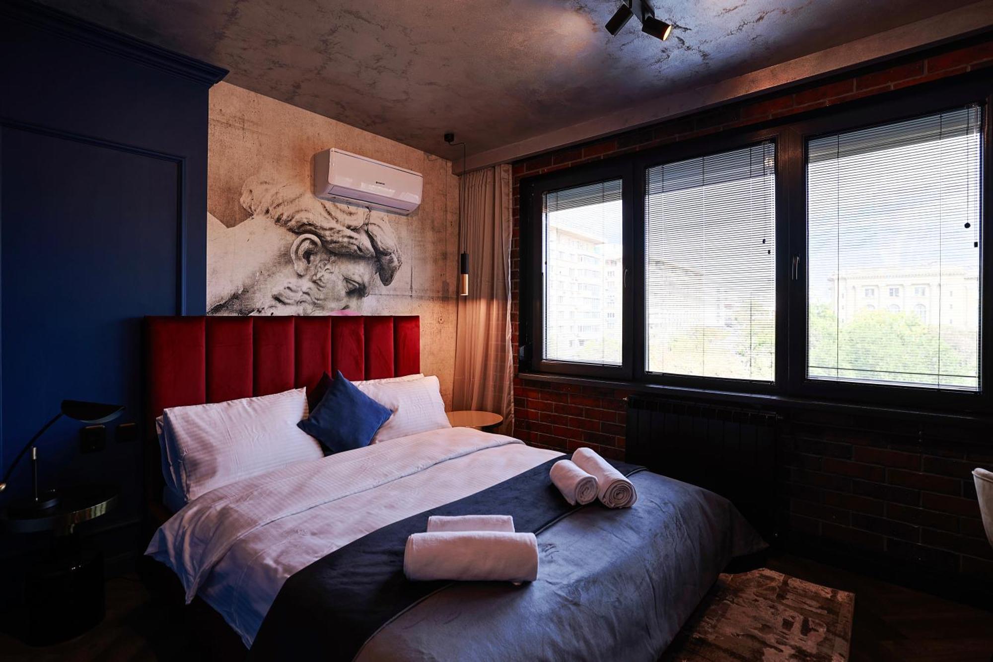Harley Quinn Apartment Bucarest Esterno foto